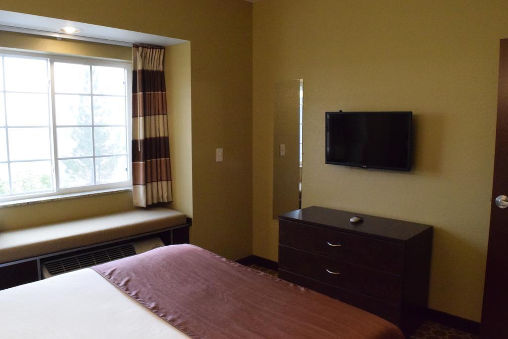Microtel Inn And Suites Pecos Rom bilde