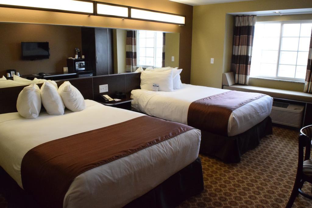 Microtel Inn And Suites Pecos Rom bilde