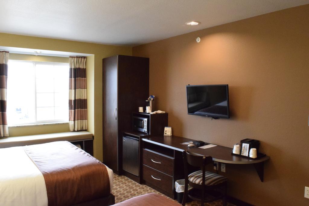 Microtel Inn And Suites Pecos Rom bilde